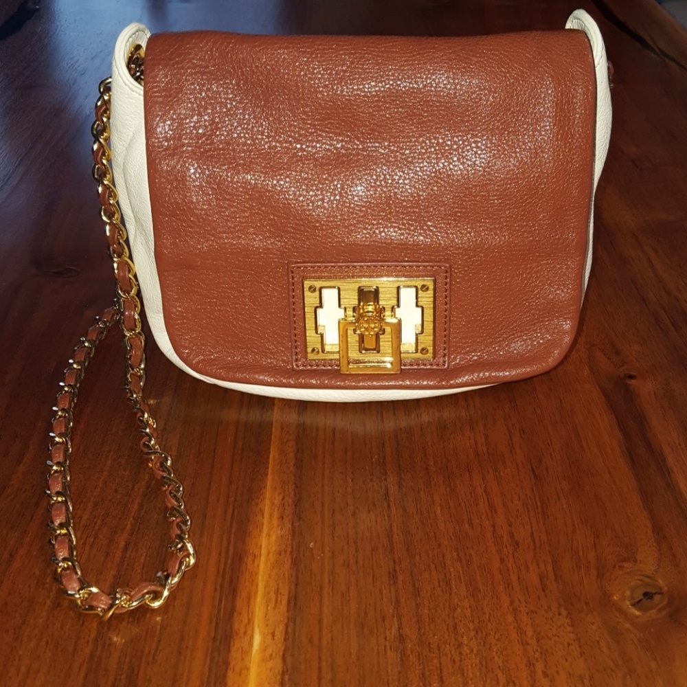 Tory Burch crossbody or shoulder purse